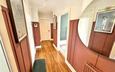Gallery 02